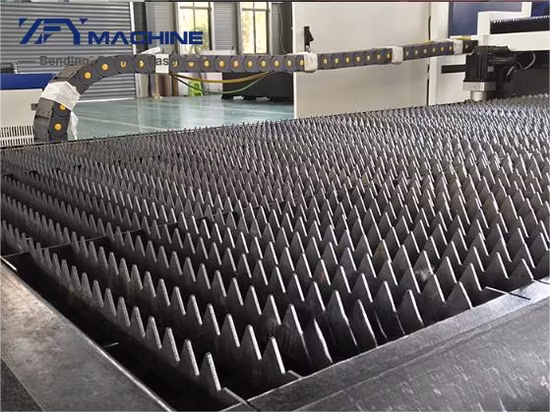 ホット販売ポータブル便利な配送設置デスクトップ型 CNC ファイバーレーザー切断機 CNC レーザーカッター CNC 自動切断